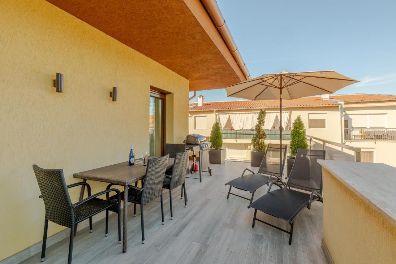 Casa Luxury Wellness Apartman By Bltn Siofok Dış mekan fotoğraf