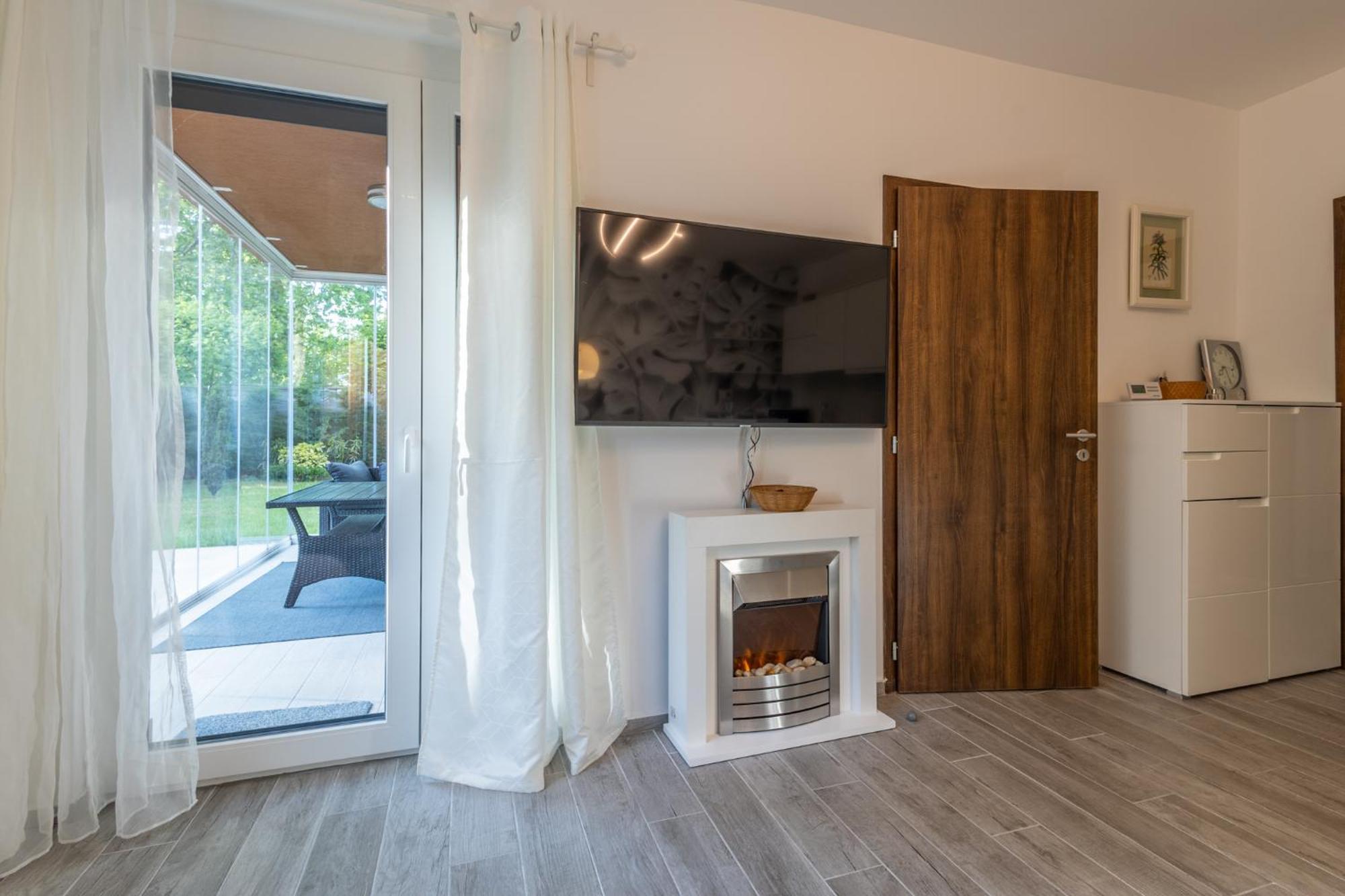 Casa Luxury Wellness Apartman By Bltn Siofok Dış mekan fotoğraf